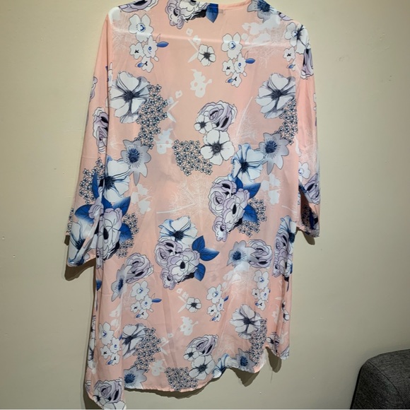 Lovely Kimono / Duster - Picture 2 of 5